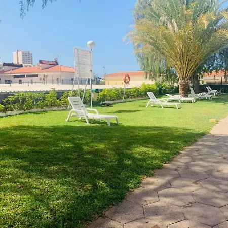 South Garden Sea And Pool View Апартаменты