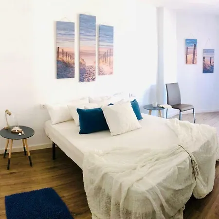 Апартаменты South Garden Sea And Pool View *
