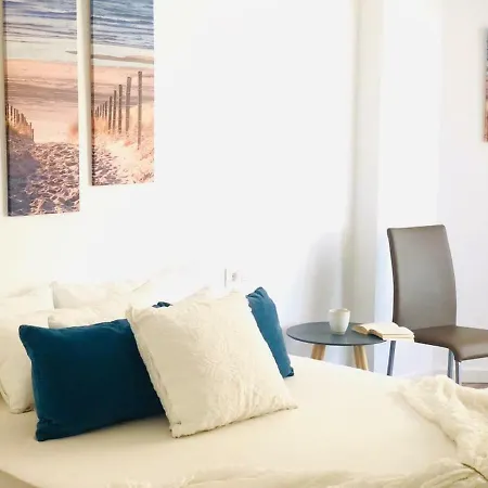 Апартаменты South Garden Sea And Pool View *